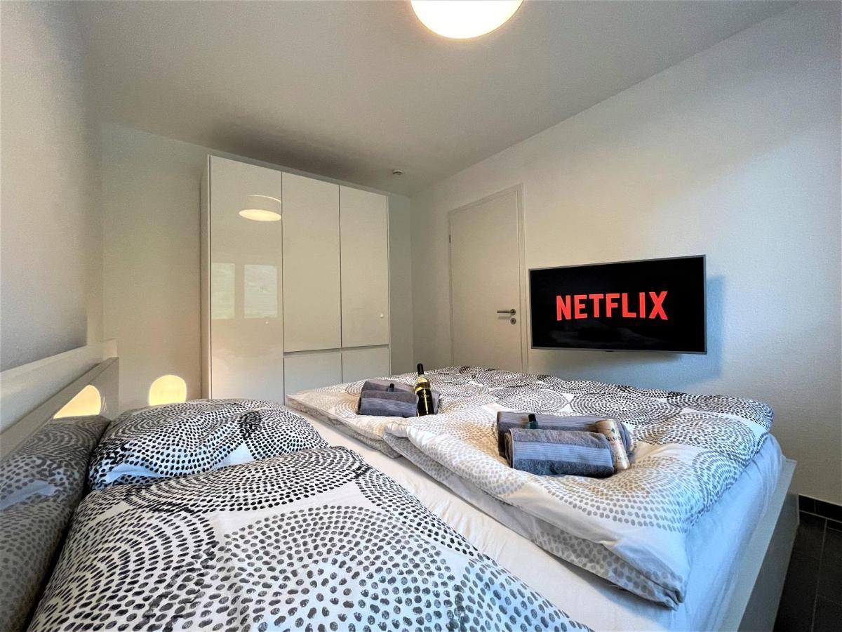Moselpromenade Villa Moselufer, Panorama & Burg Cochem Blick, Netflix, Balkon Exterior photo